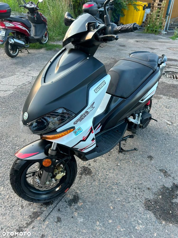 Benelli Inny - 1