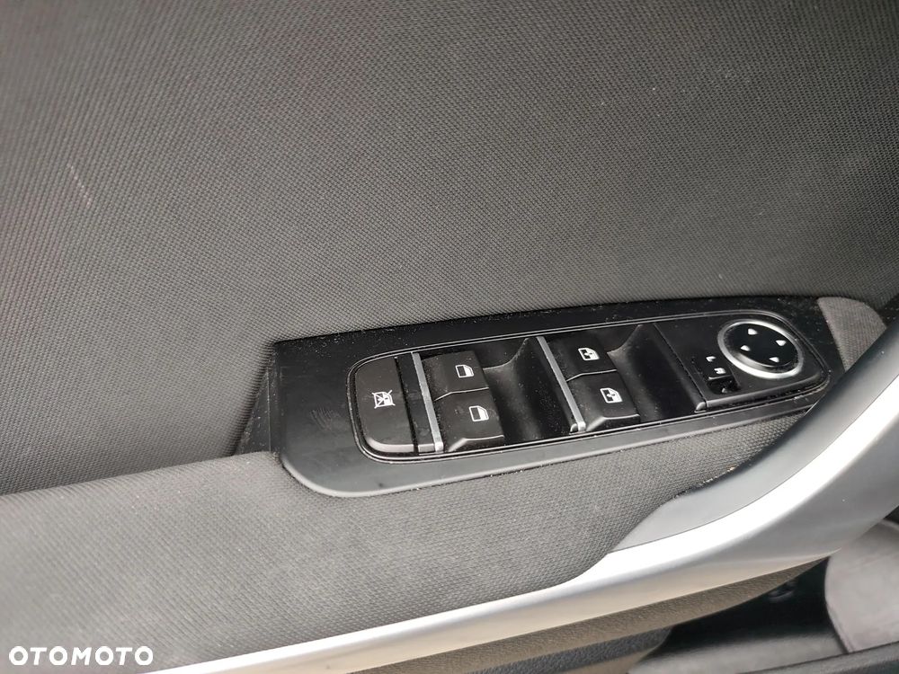 Kia XCeed 1.5 T-GDI M - 19