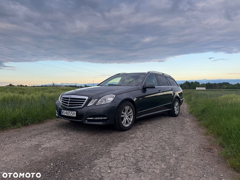 Mercedes-Benz Klasa E 250 CGI BlueEff Avantgarde - 8