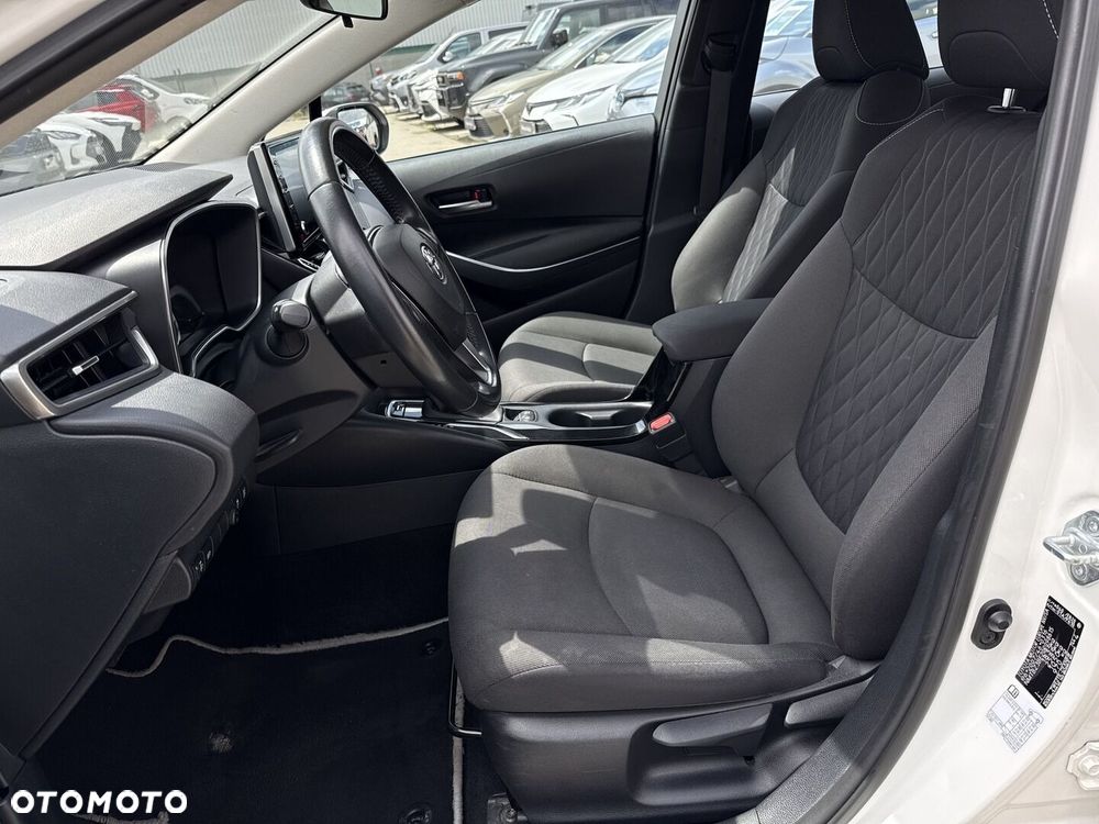 Toyota Corolla 1.8 Hybrid Comfort - 13