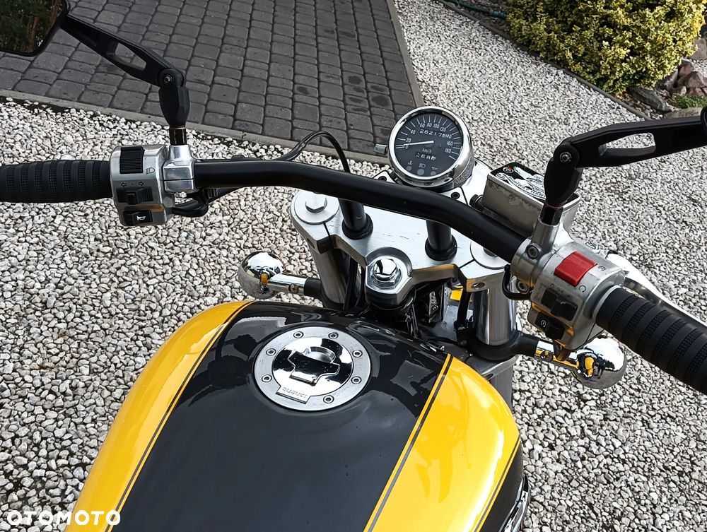 Suzuki Marauder - 14