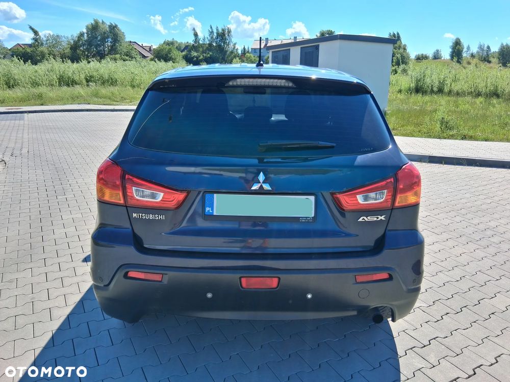 Mitsubishi ASX 1.8 DID Instyle 4WD AS&G - 14