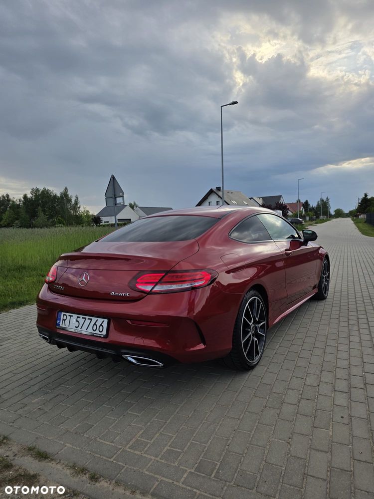 Mercedes-Benz Klasa C 220 d 4MATIC 9G-TRONIC - 9