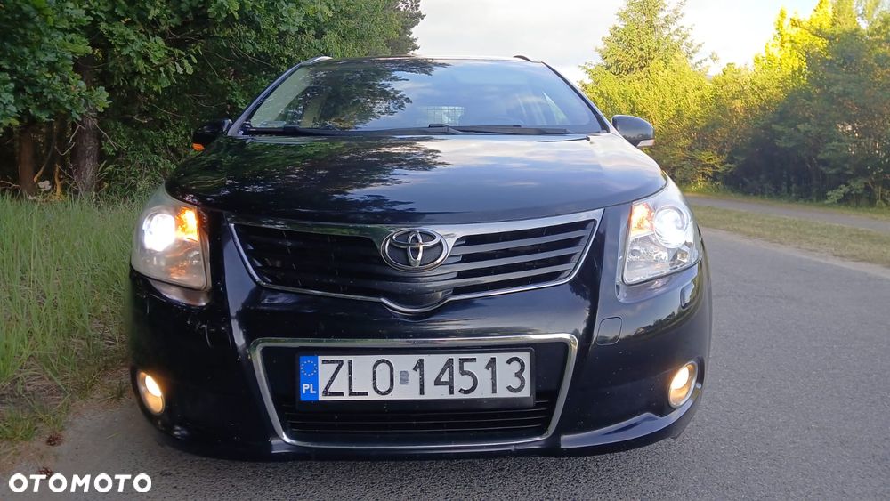 Toyota Avensis 2.0 D-4D Premium - 3
