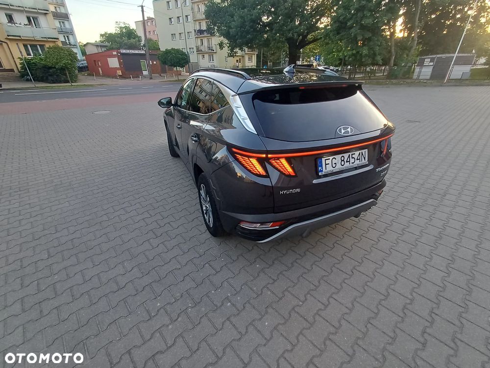 Hyundai Tucson 1.6 T-GDi HEV Executive 4WD - 15