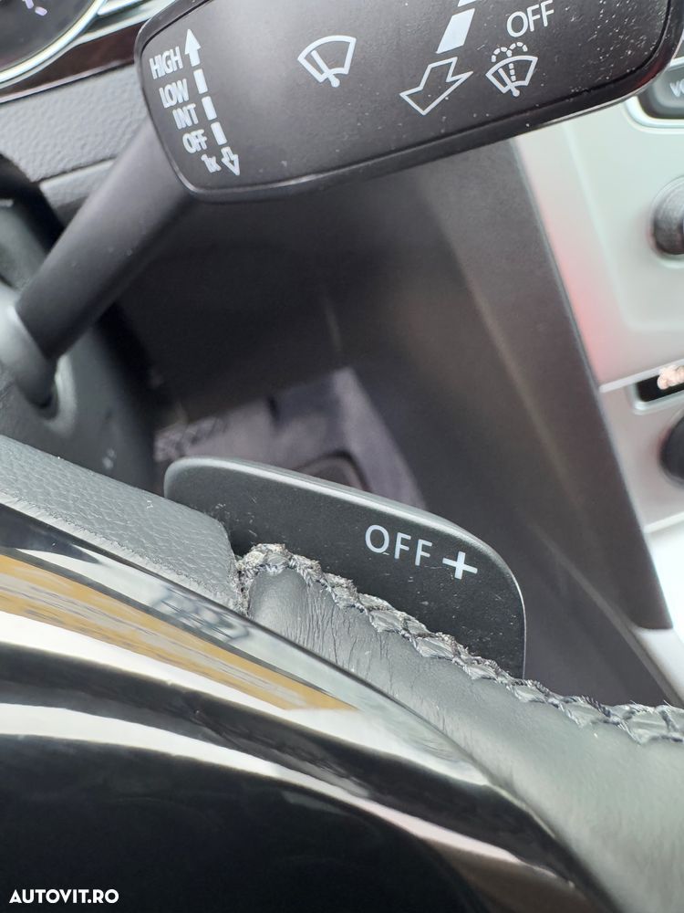 Volkswagen Passat 2.0 TDI DSG (BlueMotion Technology) Comfortline - 21