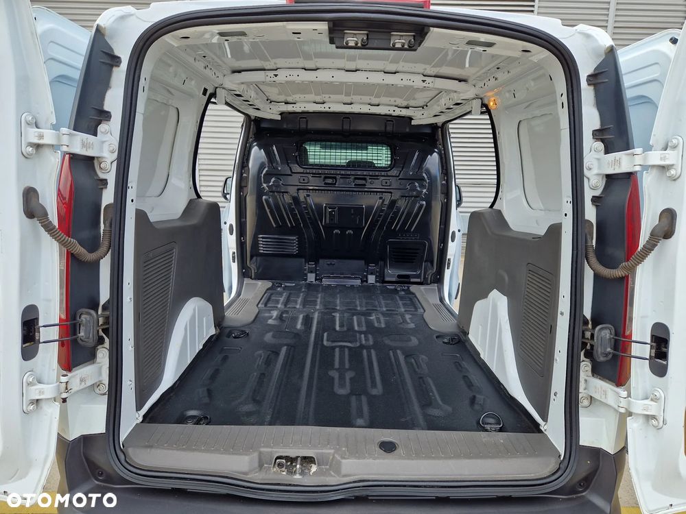 Ford TRANSIT CONNECT - 21