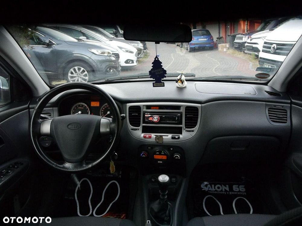 Kia Rio 1.6 EX - 22