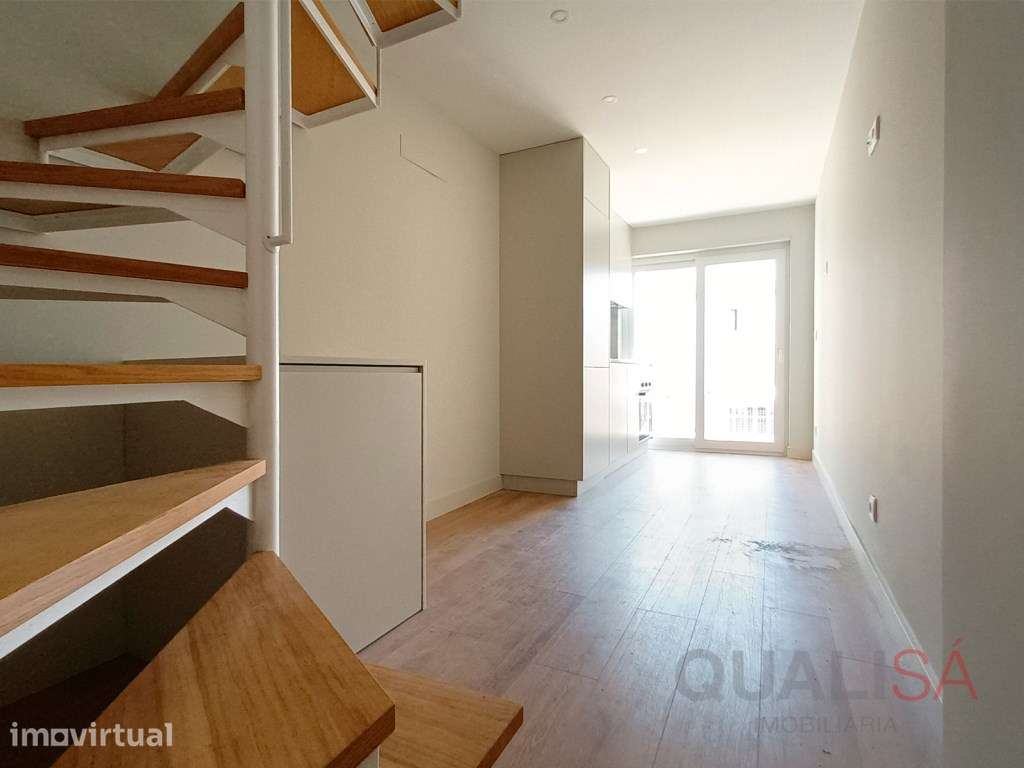 Apartamento T2 duplex com varandas no centro histórico de Braga, em... - Grande imagem: 5/38