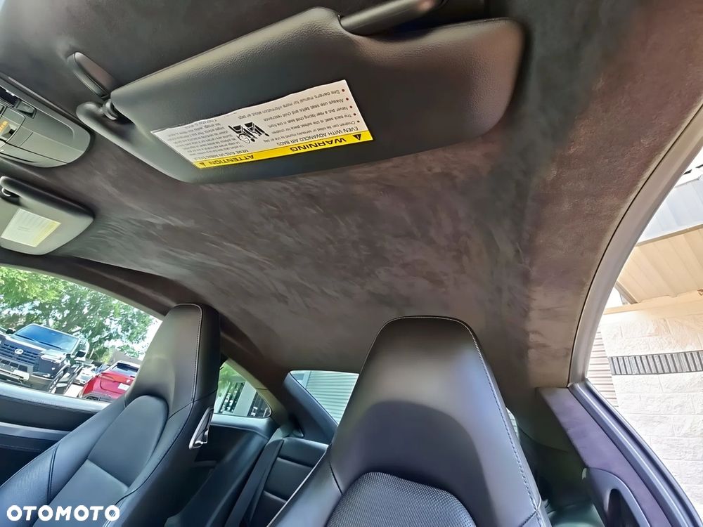 Porsche 911 Carrera PDK - 10