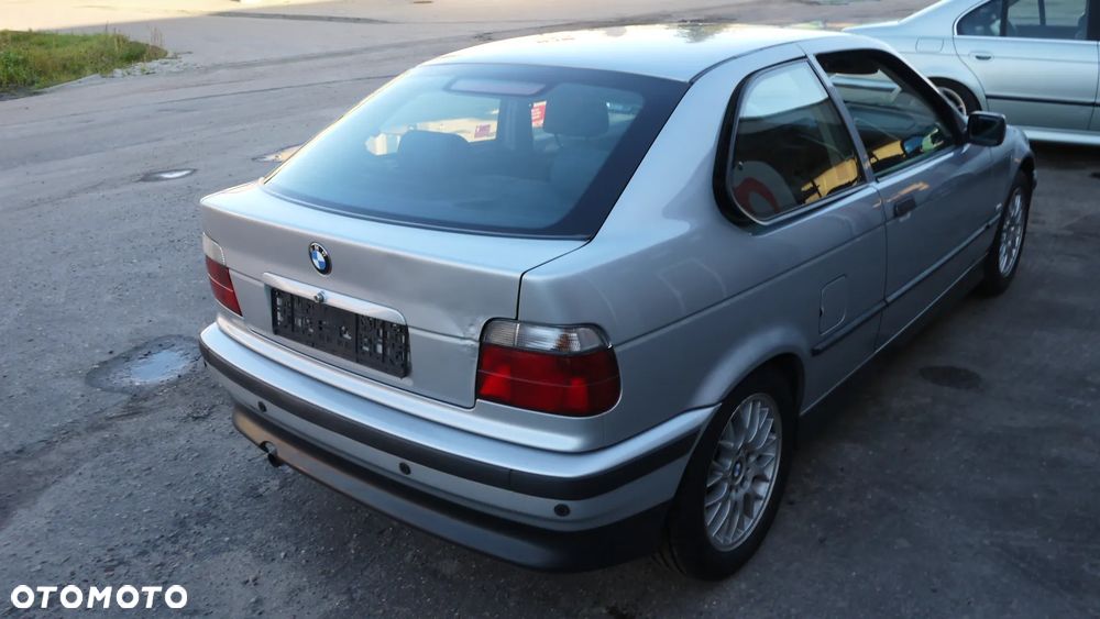BMW Seria 3 316i - 20