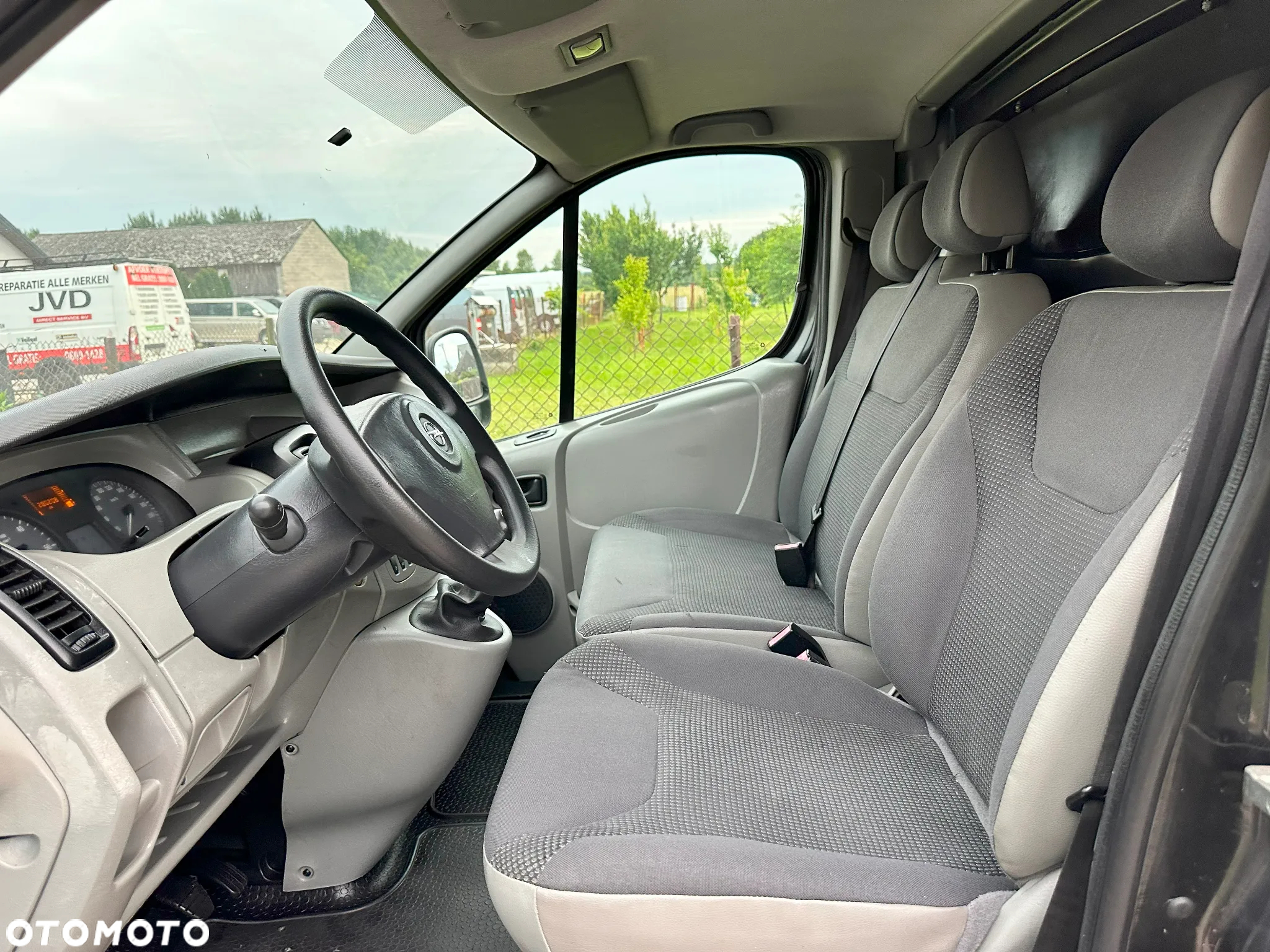 Opel Vivaro - 5