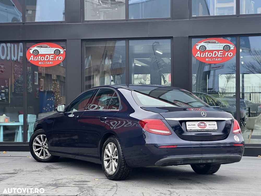 Mercedes-Benz E - 4
