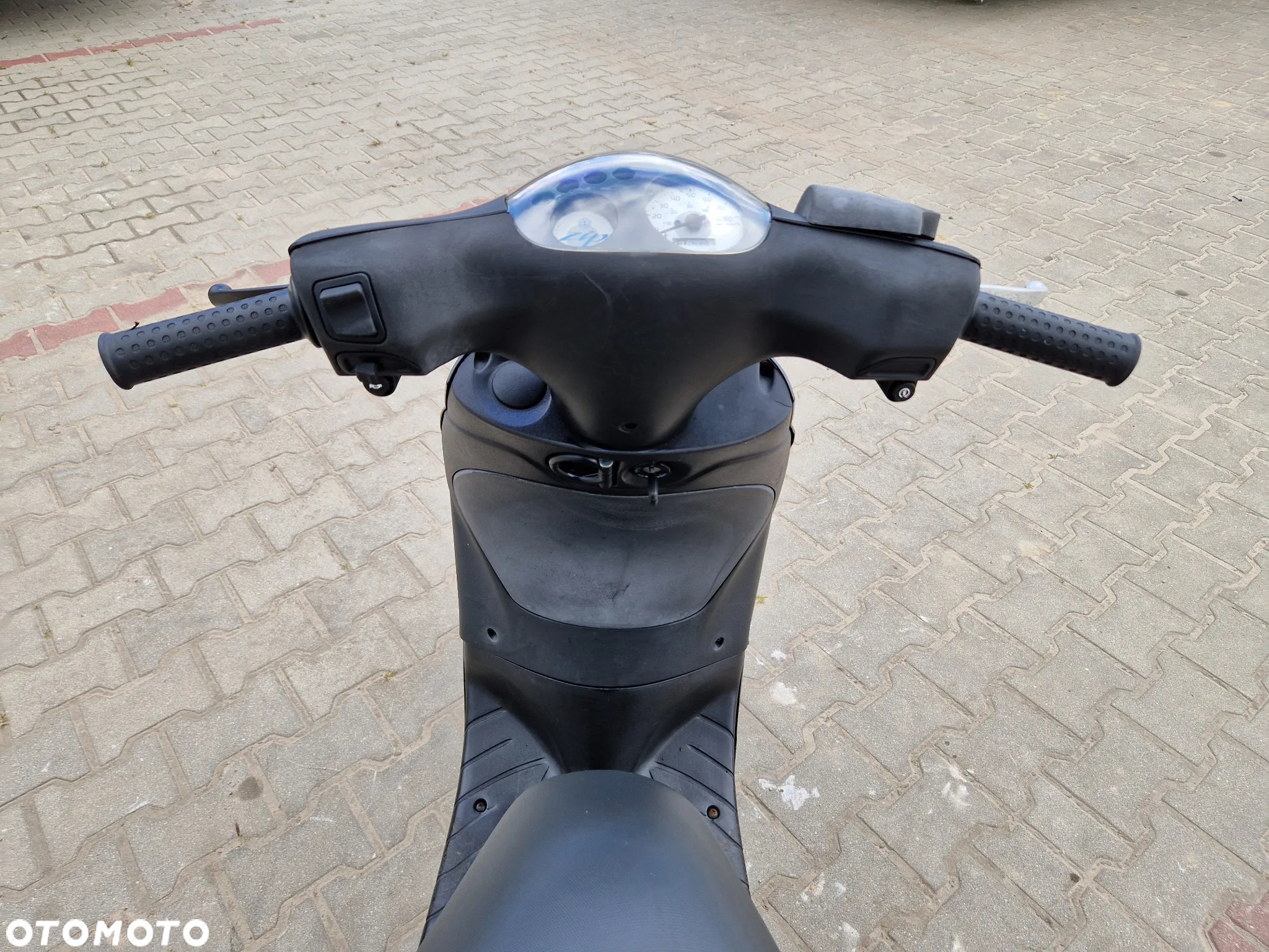 Piaggio ZIP - 28