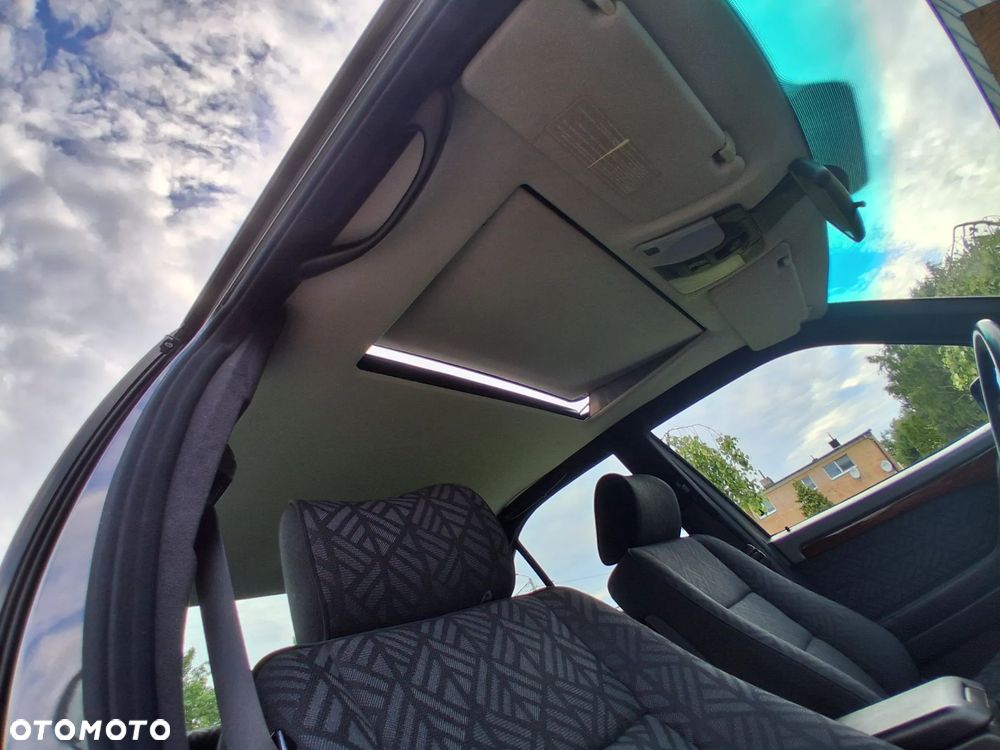 Mercedes-Benz Klasa C 220 D Classic - 19
