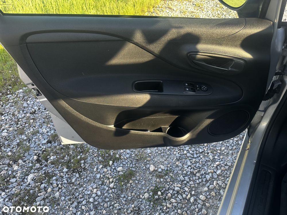 Fiat Grande Punto 1.2 8V - 12