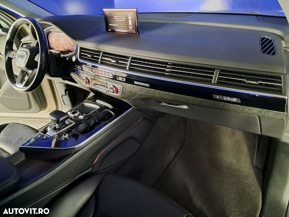 Audi Q7 - 19