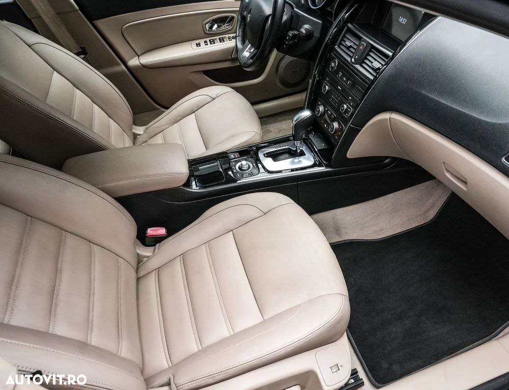 Renault Latitude 2.0 dCi Initiale Aut. - 12