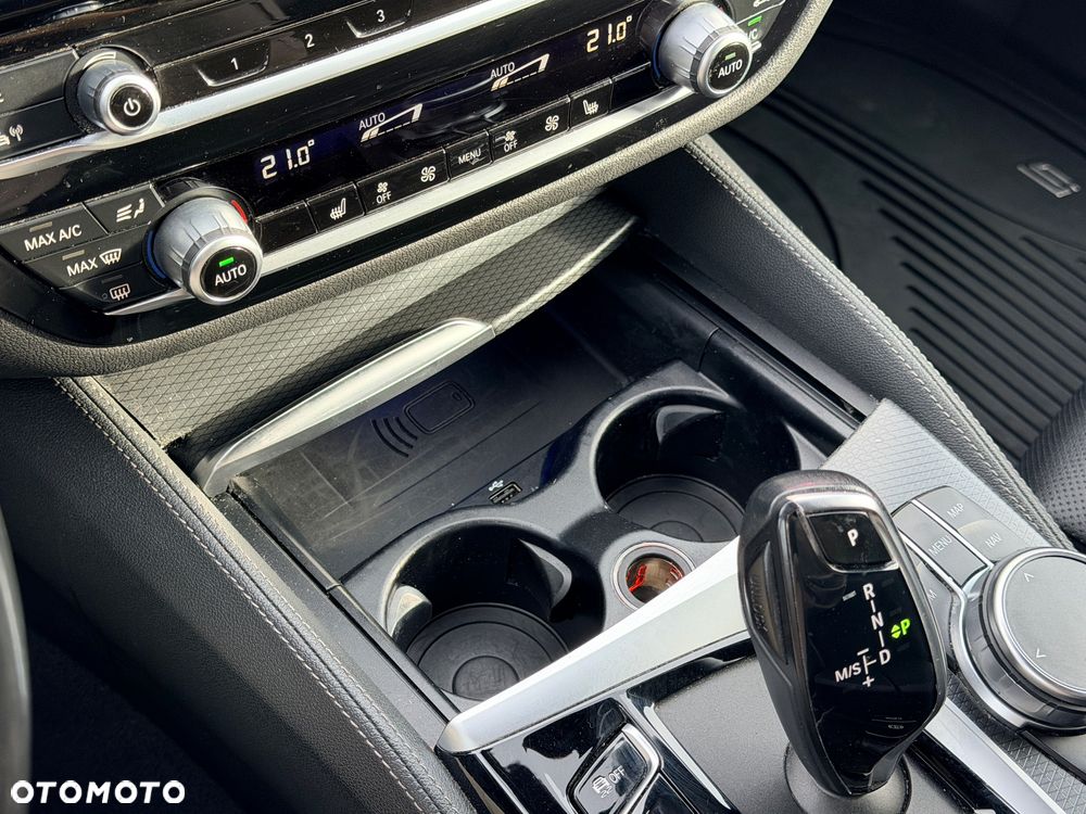 BMW Seria 5 520d xDrive mHEV M Sport sport - 29