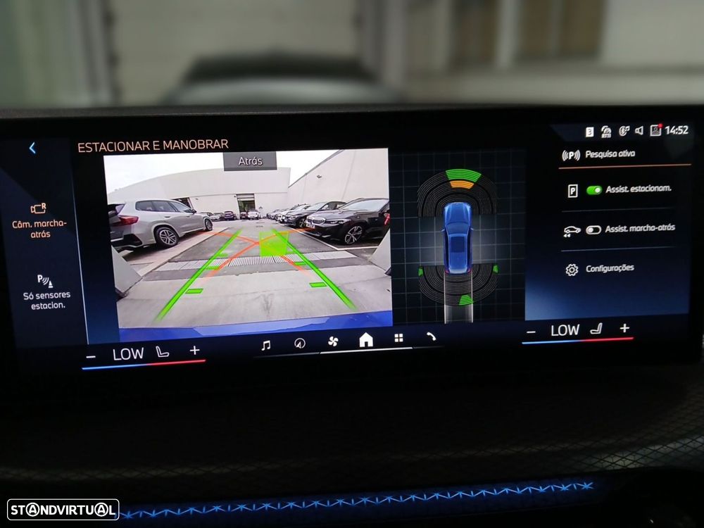 BMW 320 d Pack Desportivo M Auto - 26