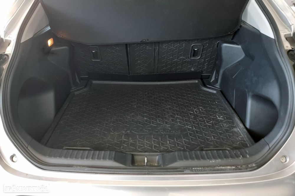 Toyota Yaris Cross 1.5 HDF Comfort - 46