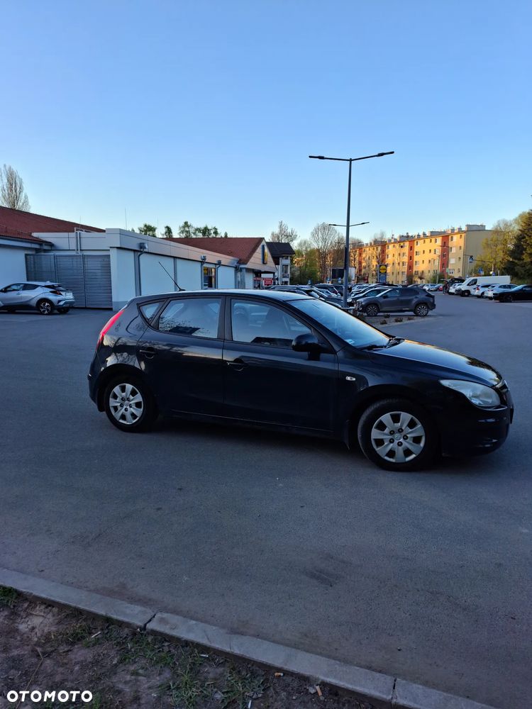 Hyundai i30 1.4 Base - 4