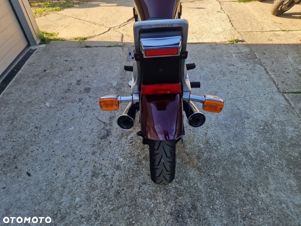 Suzuki GV - 8