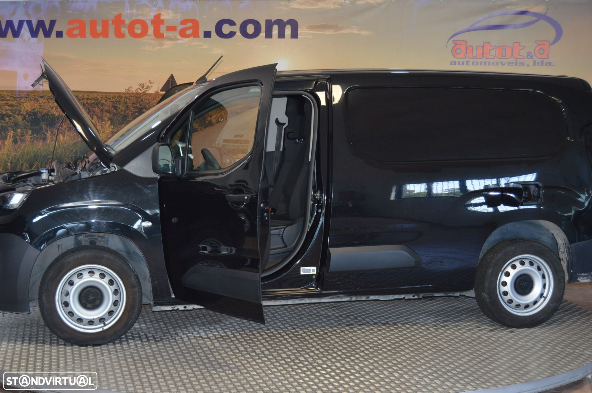 Peugeot Partner 1,5 Bluehdi Asphalt Longa - 11