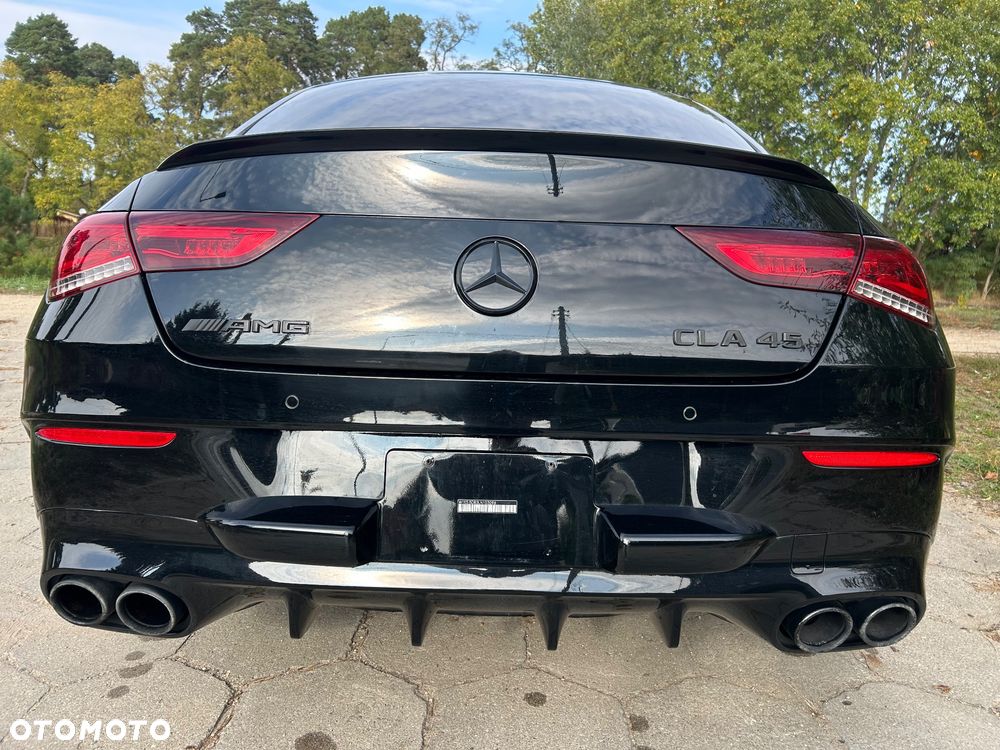Mercedes-Benz CLA - 10