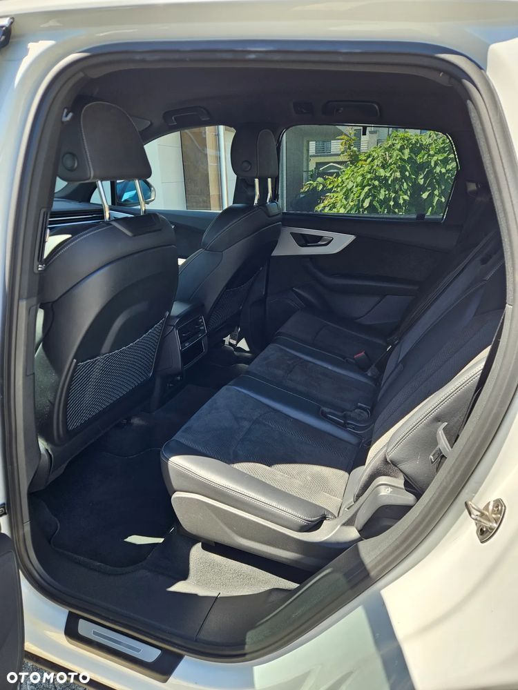 Audi Q7 - 32