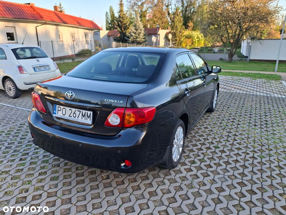 Toyota Corolla 1.6 Luna - 4
