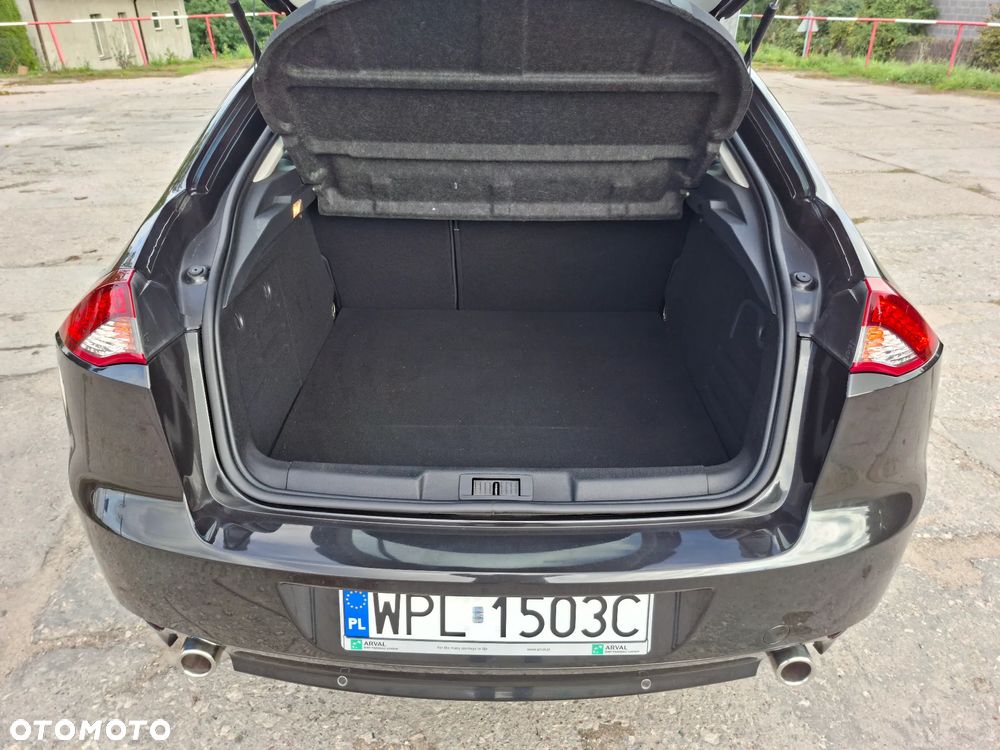 Renault Laguna dCi 180 FAP GT - 29