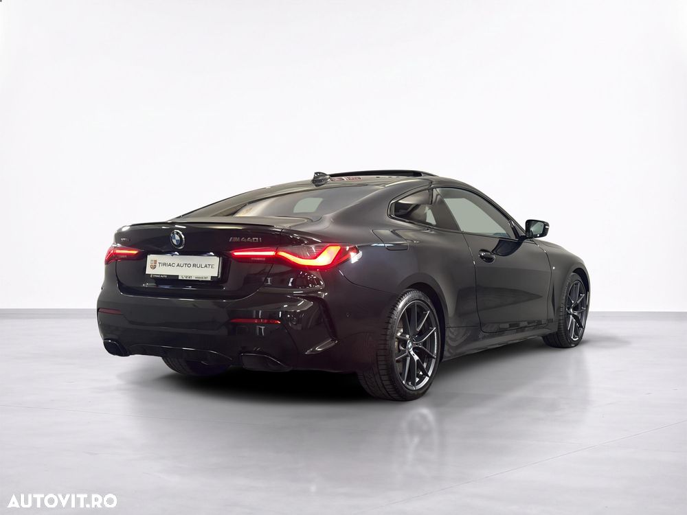 BMW M4 M440i xDrive - 6