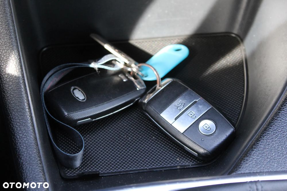 Kia Sportage 1.7 CRDI XL 2WD - 38