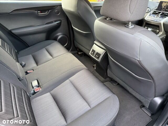 Lexus NX 300h Elegance 2WD - 8