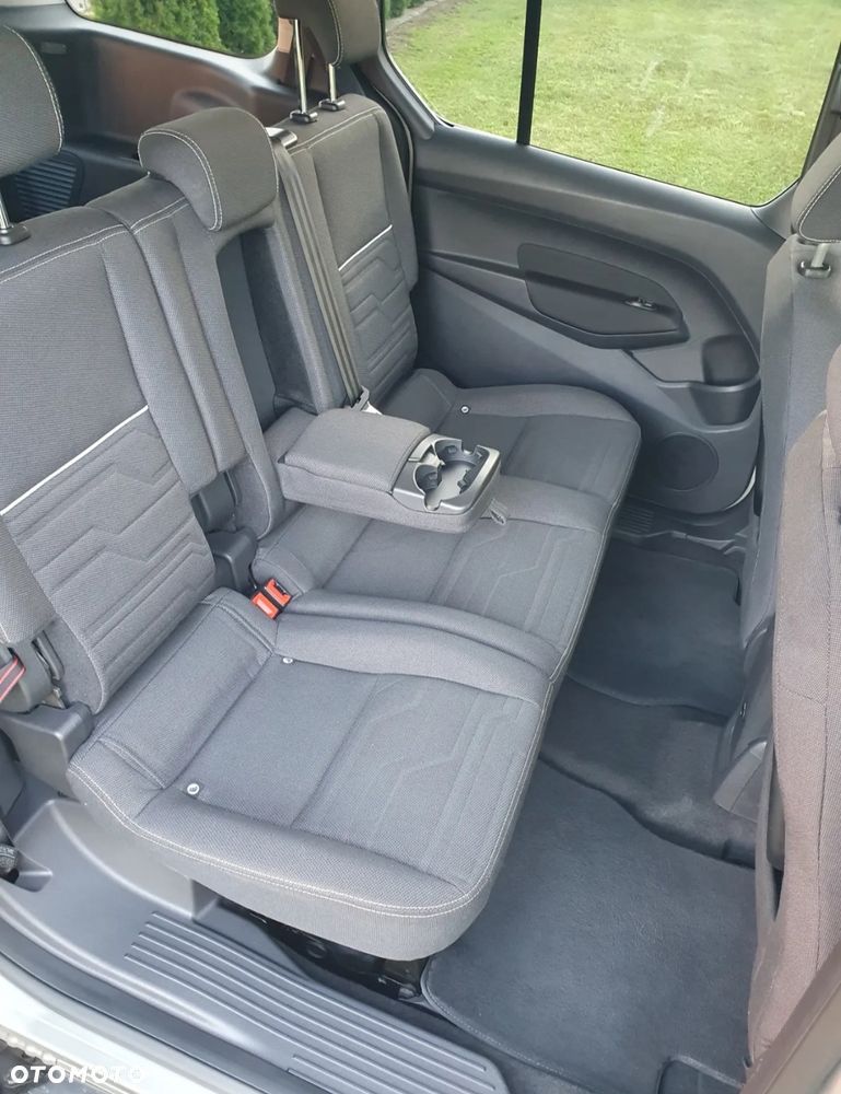 Ford Tourneo Connect 1.5 TDCi Titanium - 5