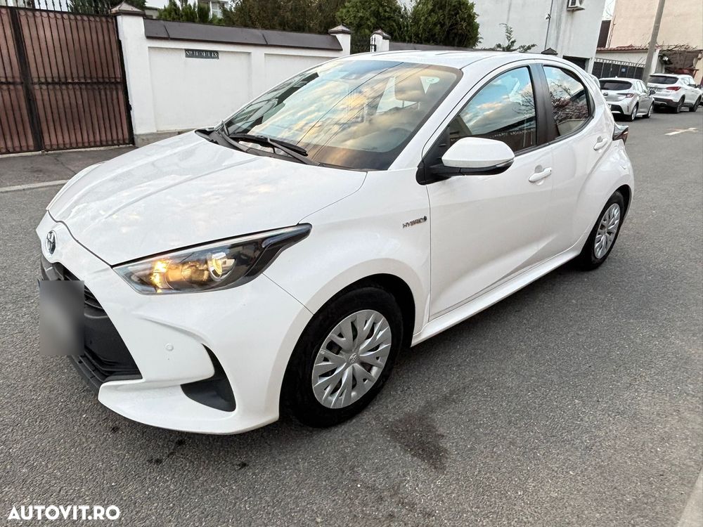 Toyota Yaris 1.5 VVT-i HSD Dynamic - 2