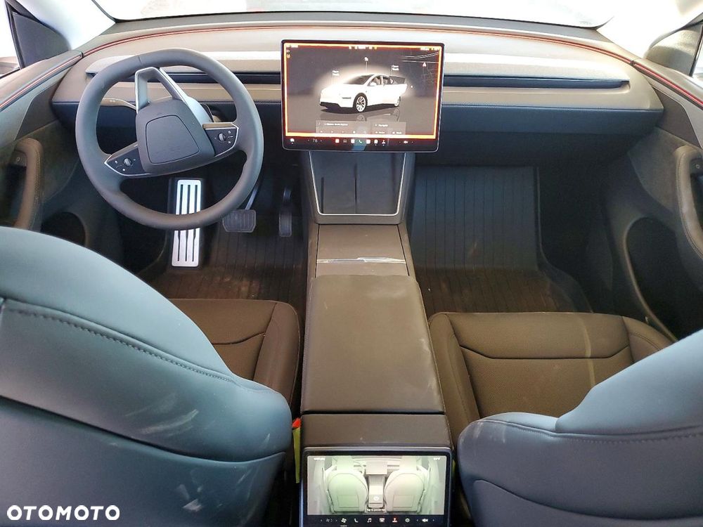 Tesla Model Y Long Range Dual Motor AWD - 10