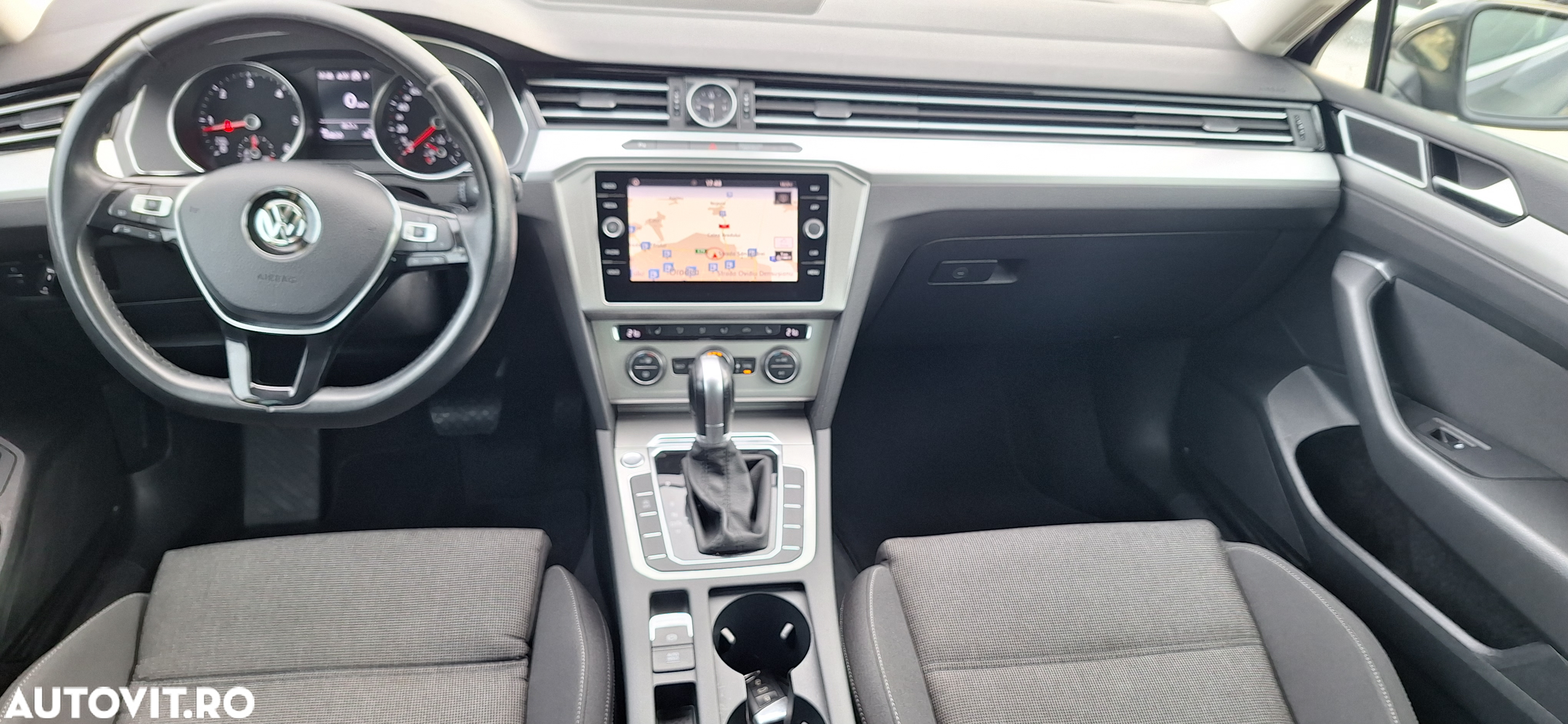 Volkswagen Passat Variant 2.0 TDI SCR DSG - 6