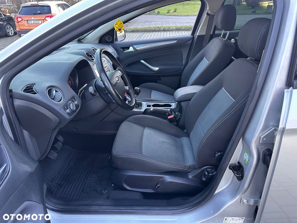 Ford Mondeo 1.6 TDCi Ambiente - 15