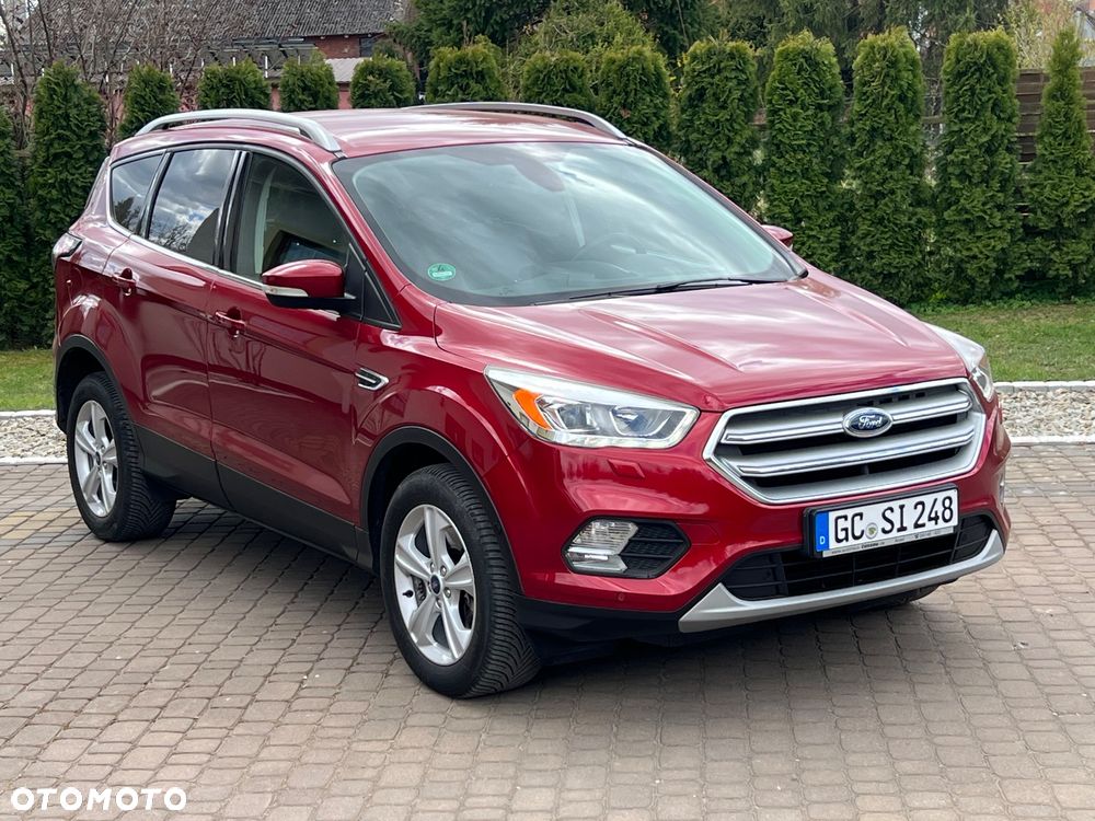 Ford Kuga 2.0 TDCi 2x4 Titanium - 2