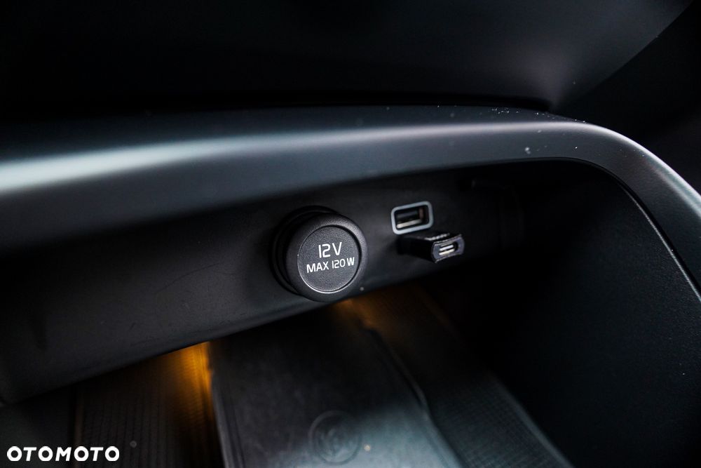 Volvo XC 40 D3 Geartronic Inscription - 24