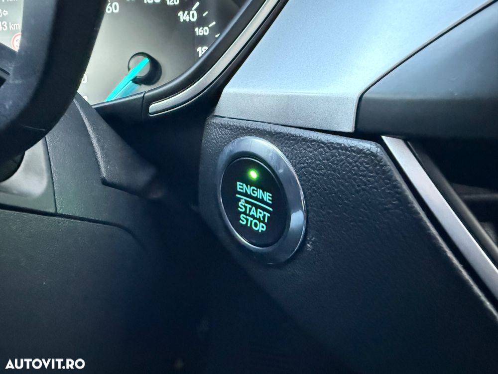 Ford Focus 1.0 EcoBoost Connected - 26