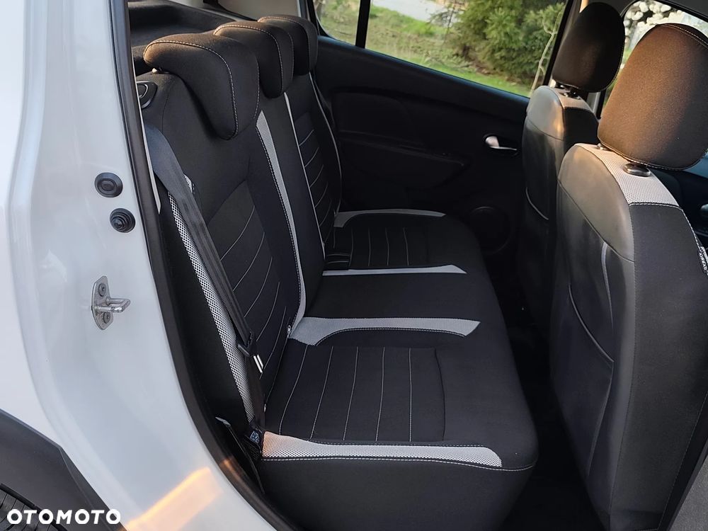 Dacia Sandero Stepway 0.9 TCe Laureate S&S EU6 - 17