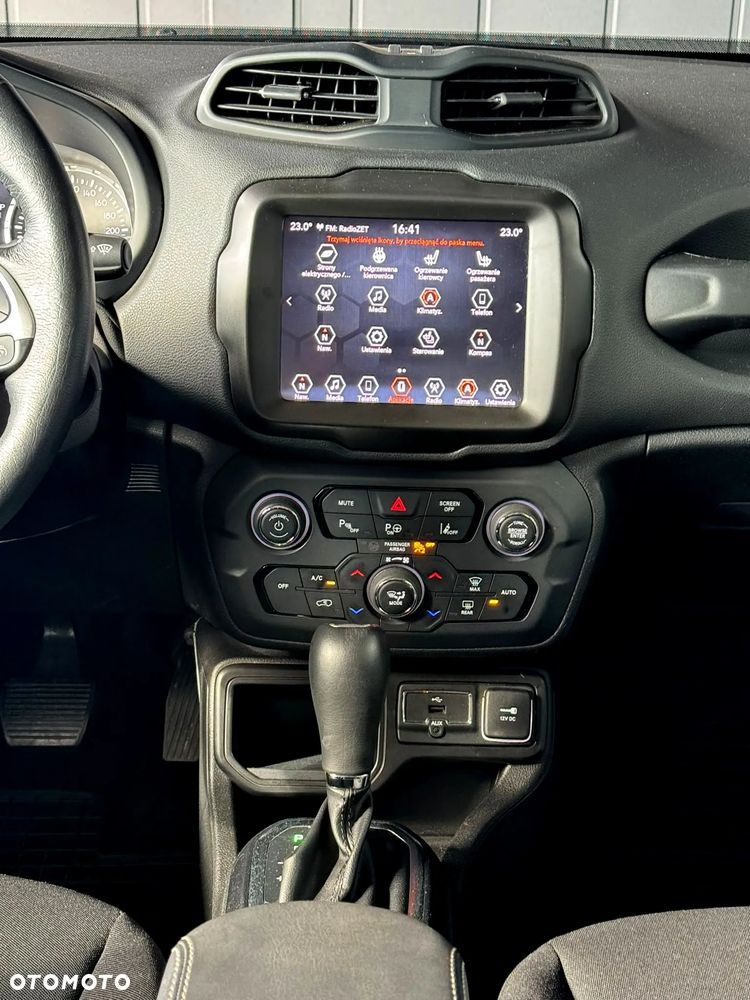 Jeep Renegade 1.5 T4 mHEV Limited FWD S&S DCT - 19