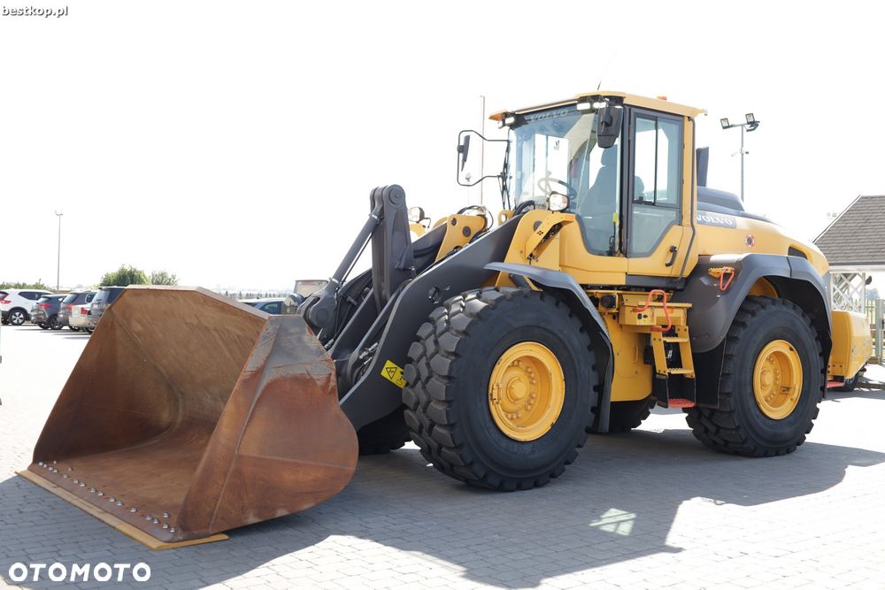 Volvo L120H - 14