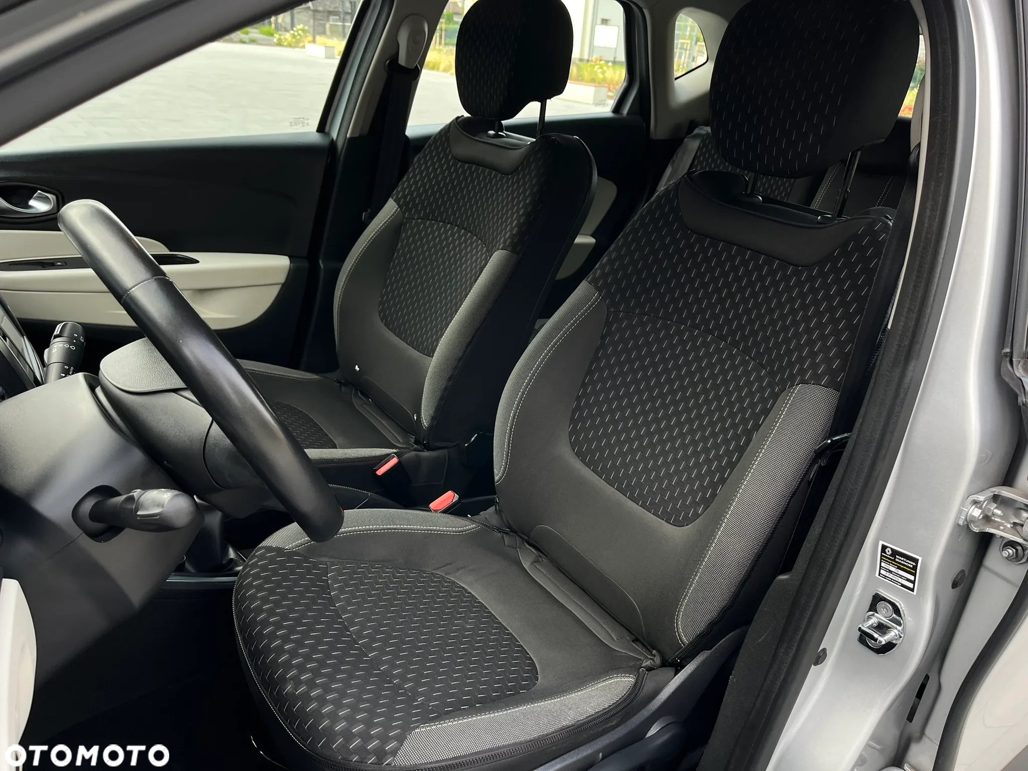 Renault Captur 0.9 Energy TCe Intens - 18