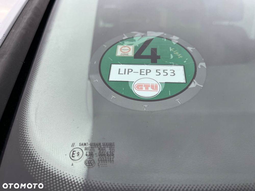 Volkswagen Sharan - 36