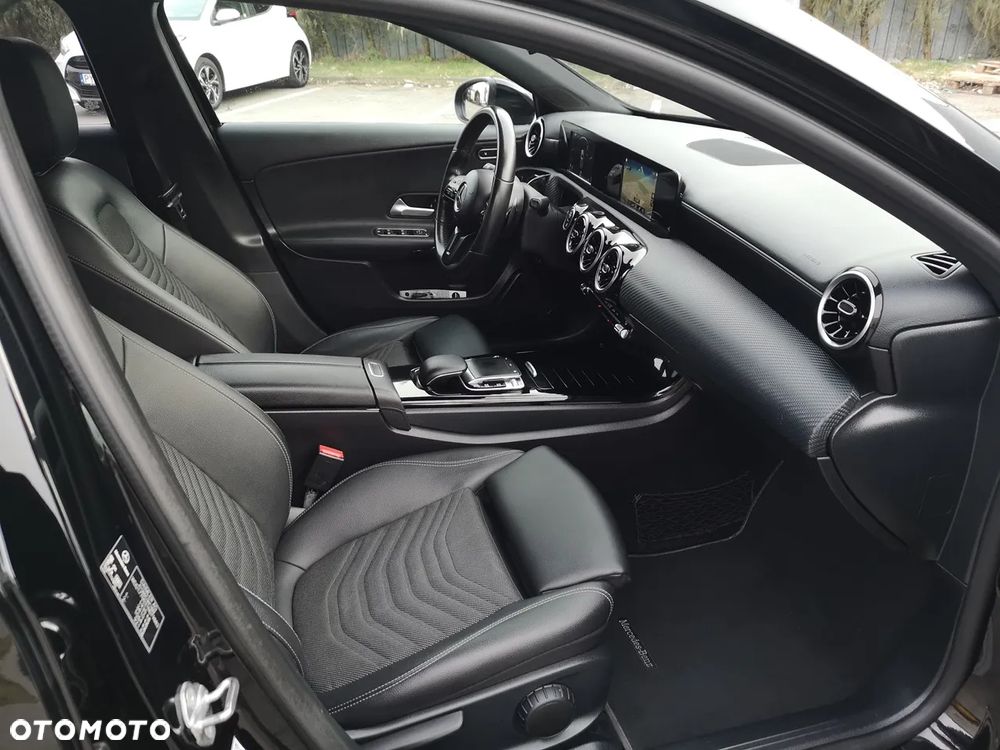 Mercedes-Benz Klasa A 180 d Edition 1 7G-DCT - 18