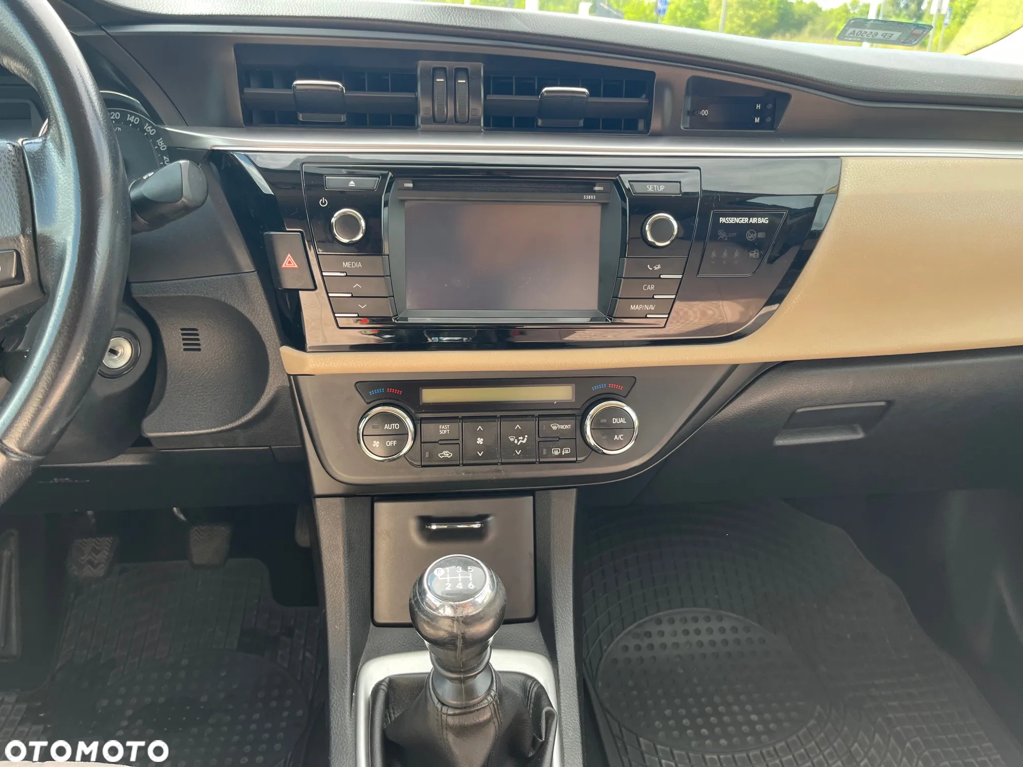 Toyota Corolla 1.6 Prestige - 14